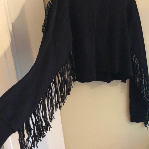 Forever 21 fringe cropped sweatshirt - Picture 2 of 3